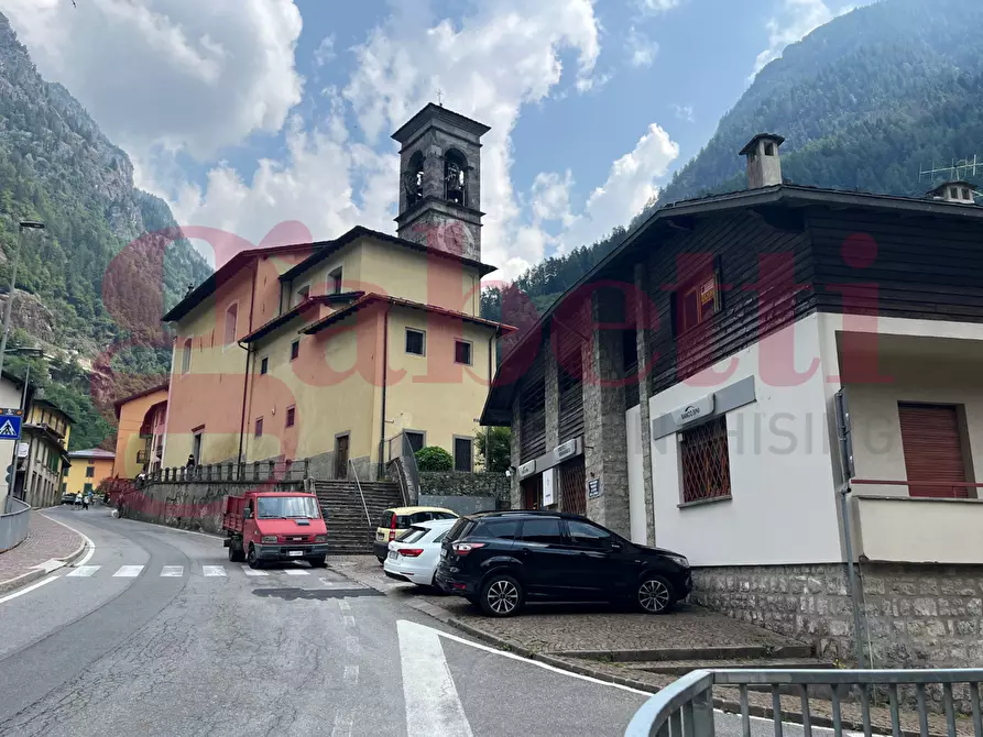 Immagine 1 di Appartamento in vendita  in Via Umberto Primo, 13 a Branzi