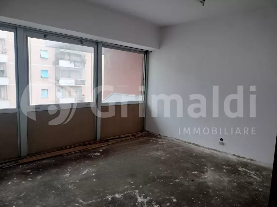 Immagine 11 di Ufficio in vendita  in Via MARINA VECCHIA, 1 a Massa