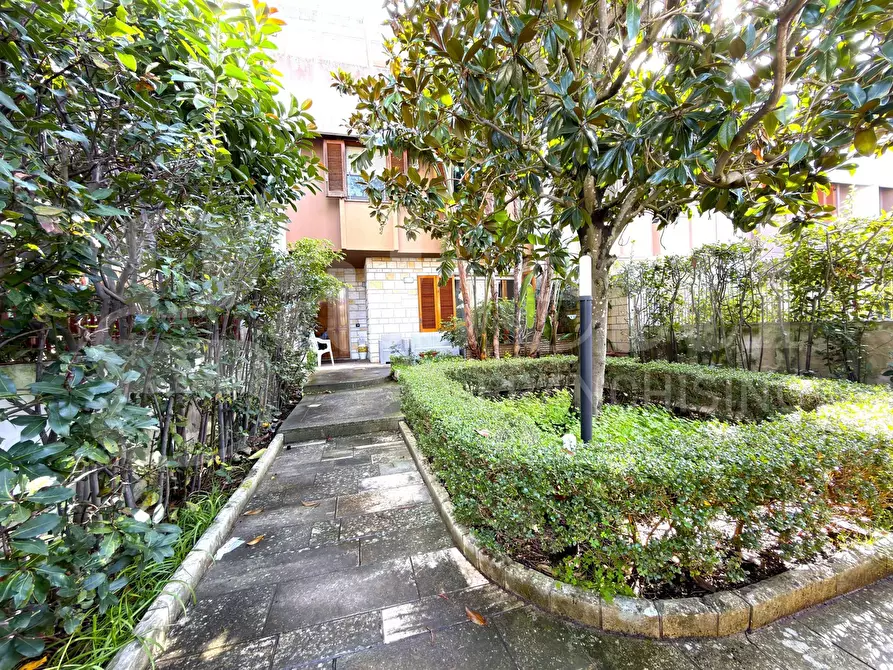 Immagine 5 di Villa in vendita  in Via Giovan Leonardo Marugi, 1 a Lecce