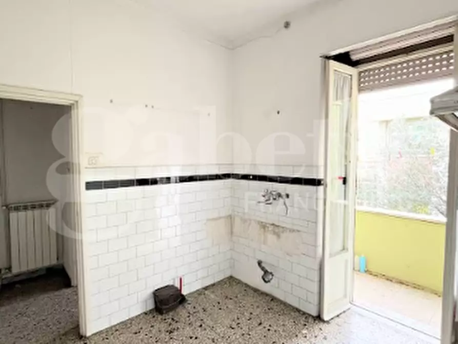 Immagine 16 di Appartamento in vendita  in Via Francesco Bulgarini a Tivoli