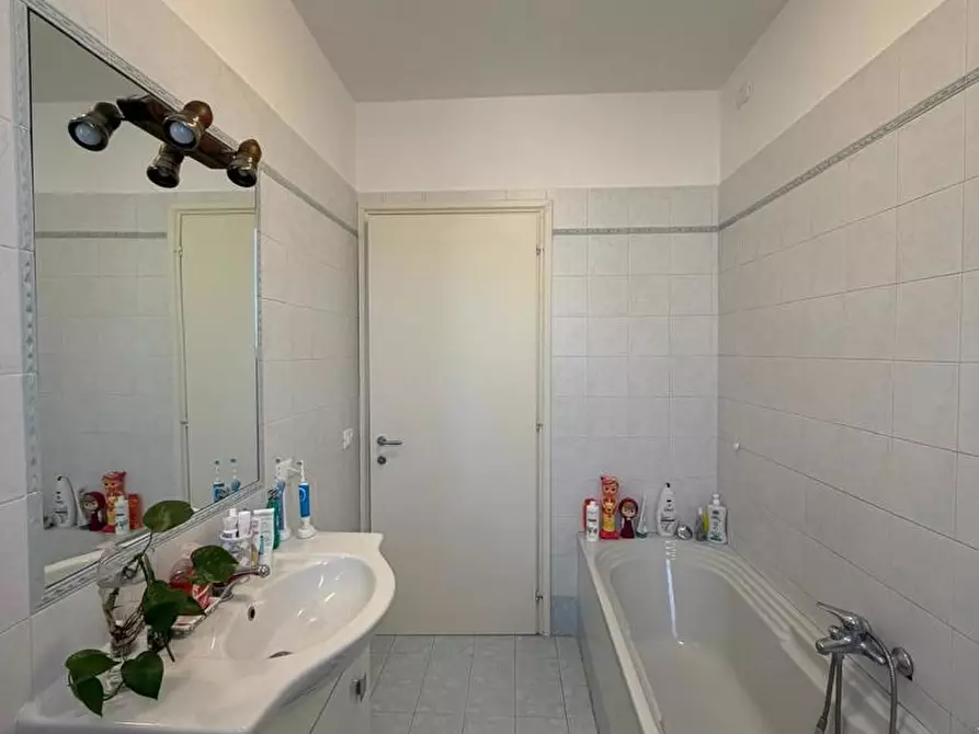 Immagine 37 di Villetta a schiera in vendita  in Via MARTIRI DELLA RESISTENZA, 32 a Casalpusterlengo