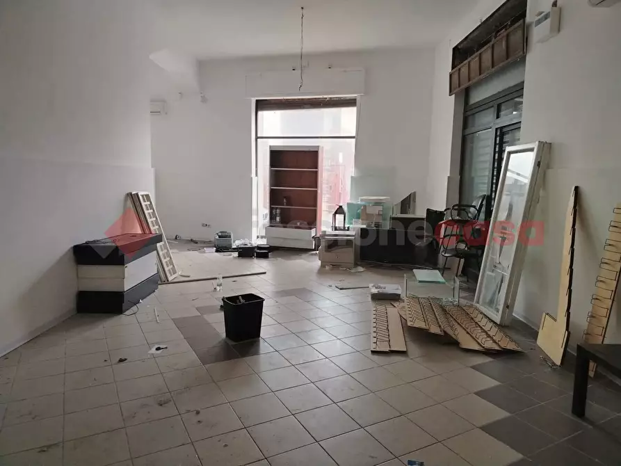 Immagine 13 di Negozio in affitto  in Via italo alaimo (adiacente stadio), 35 a Reggio Di Calabria
