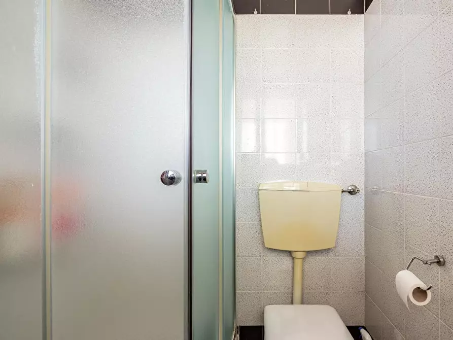 Immagine 20 di Appartamento in vendita  in Via Gioacchino Rossini, 2 a Legnano