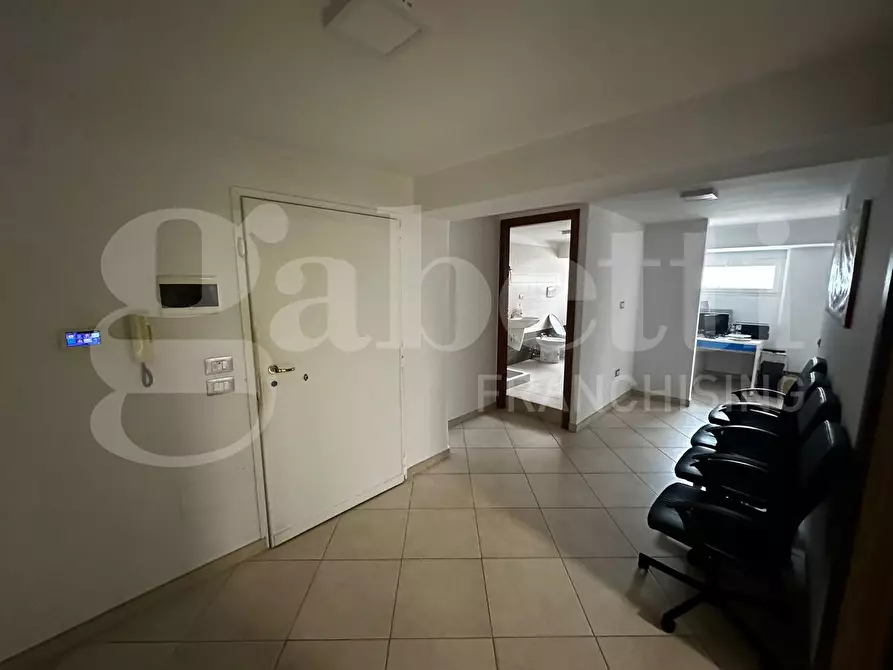 Immagine 3 di Appartamento in affitto  in Via Sarcedote Di Leo a Bisceglie