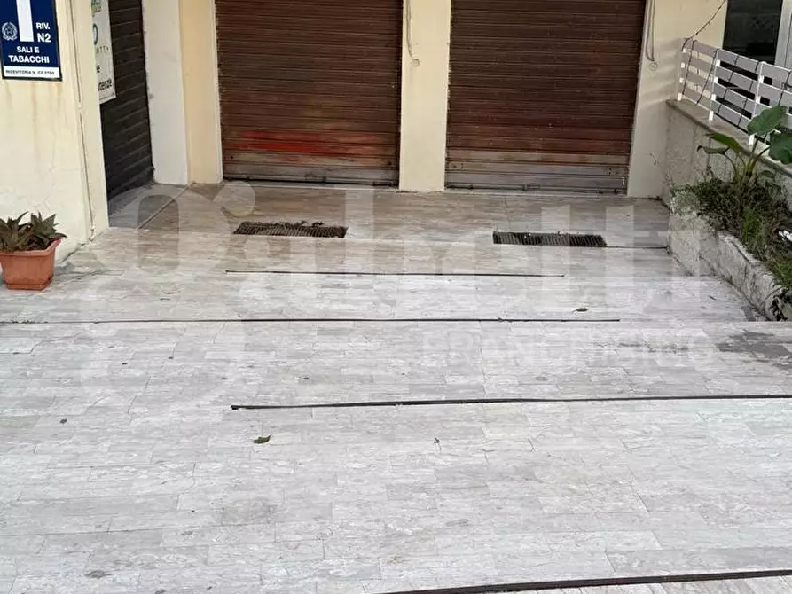 Immagine 3 di Magazzino in vendita  in Via S.S.18 Litoranea, snc a Gizzeria