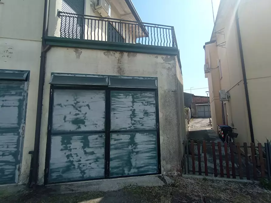 Immagine 18 di Appartamento in vendita  in Via Rottanova - Via Umberto Maddalena, 00 a Cavarzere