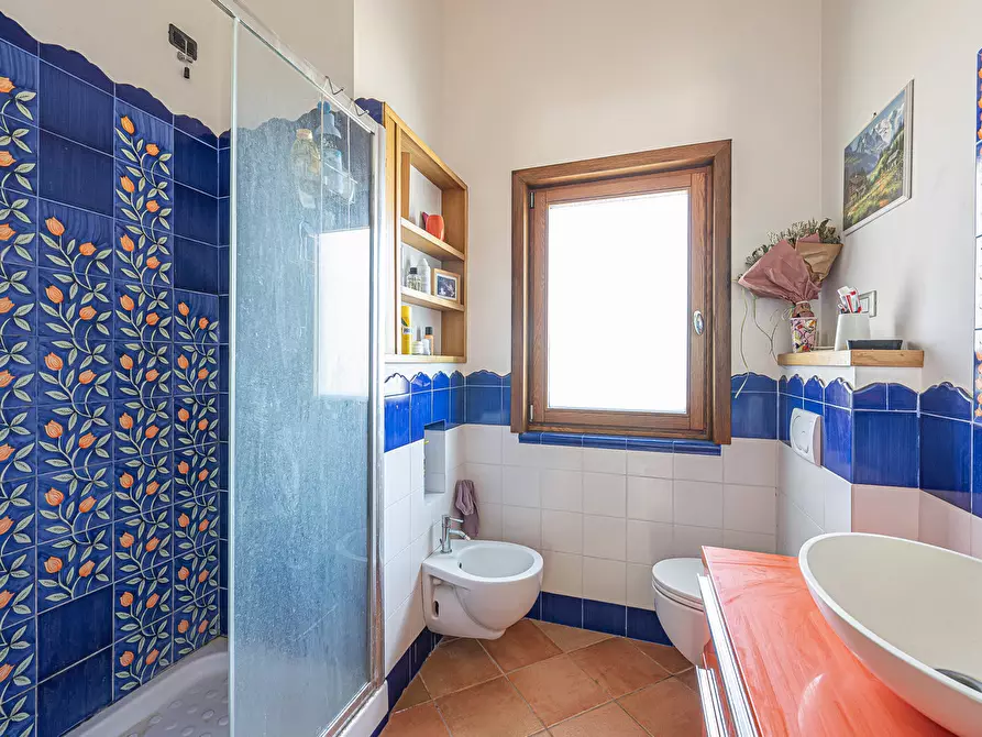 Immagine 15 di Villa in vendita  in Via Canale, 64 a Manziana
