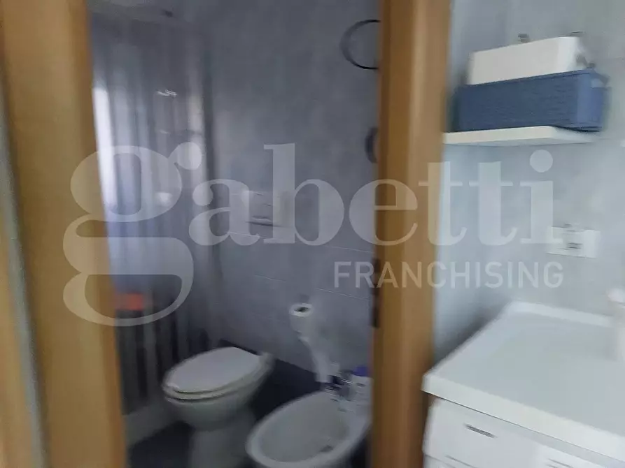 Immagine 21 di Appartamento in vendita  in Viale DELLA LIBERAZIONE, 74 a Taranto