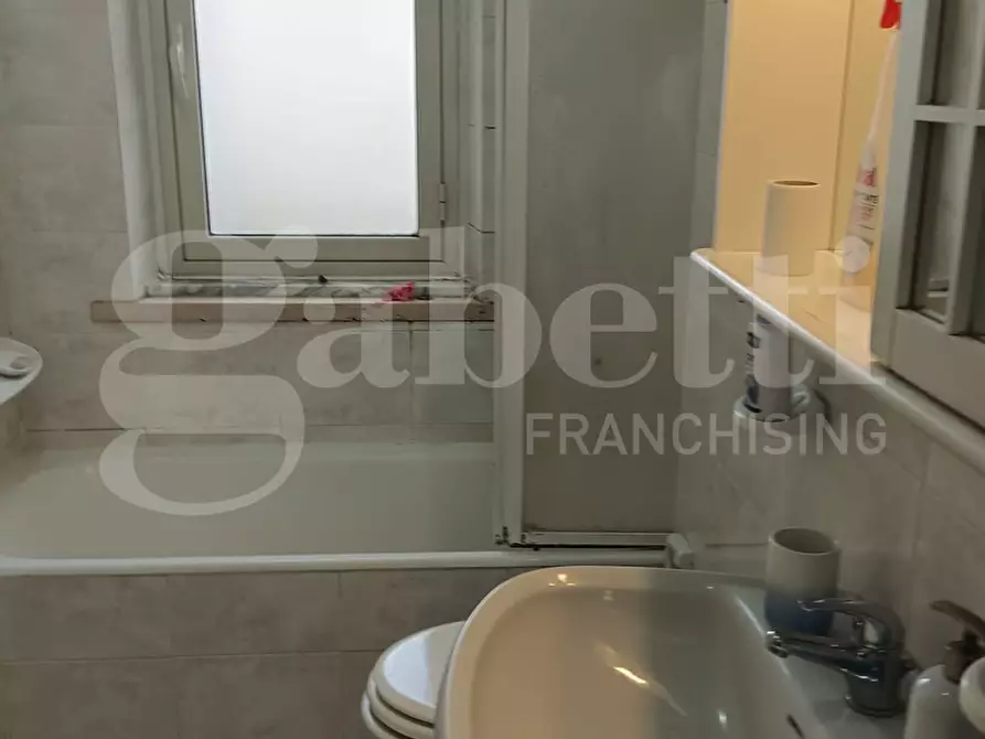 Immagine 5 di Appartamento in affitto  in Via GALEAZZO DI TARSIA, 17 a Catanzaro