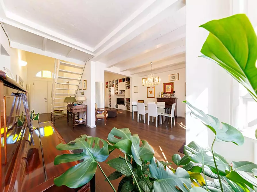 Immagine 2 di Casa indipendente in vendita  in Via Pastrengo a Livorno