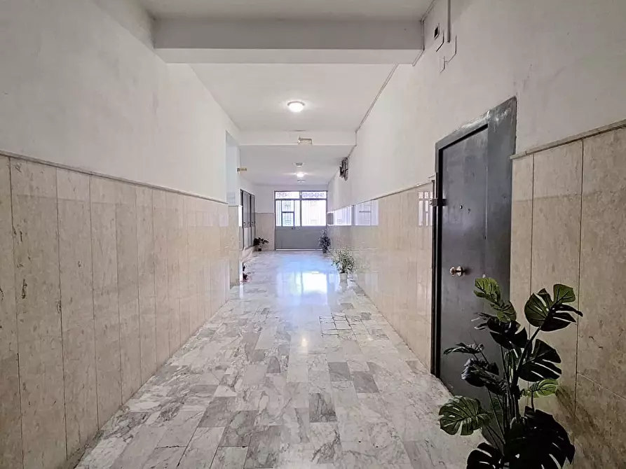 Immagine 3 di Appartamento in affitto  in Via Carriera Grande a Napoli