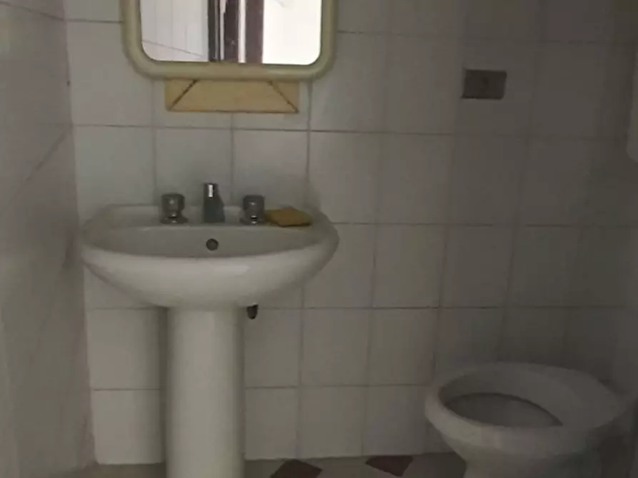 Immagine 5 di Box auto in vendita  in Via Danimarca, 52 a Palermo