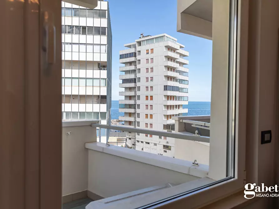 Immagine 9 di Appartamento in vendita  in Via delle rose a Misano Adriatico