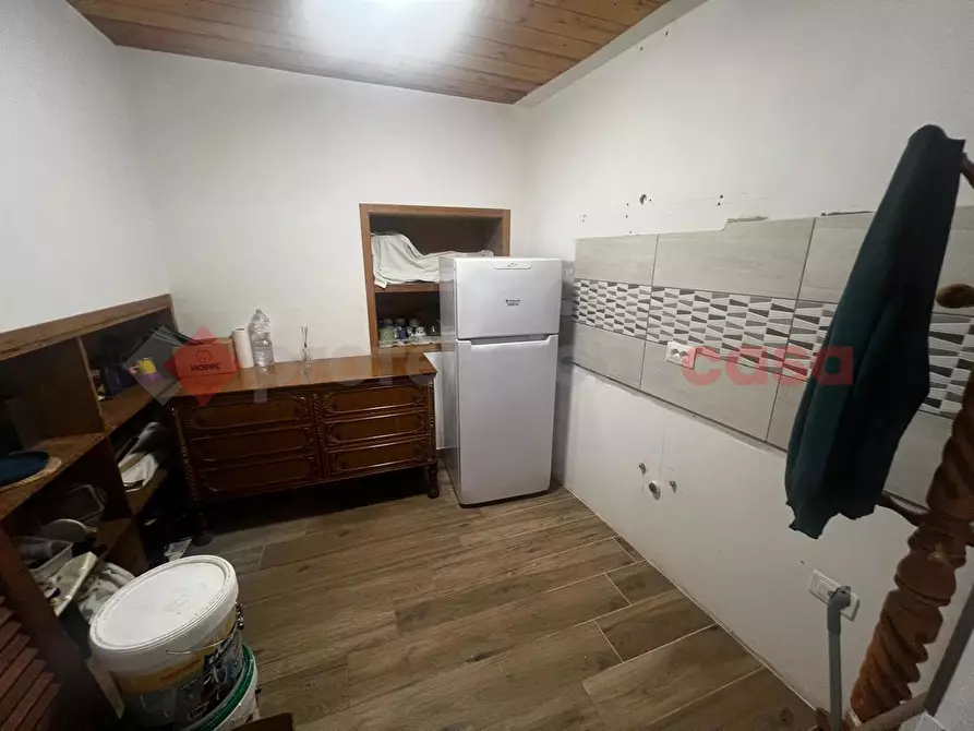 Immagine 31 di Appartamento in vendita  in Via Albornoz a Castel Ritaldi