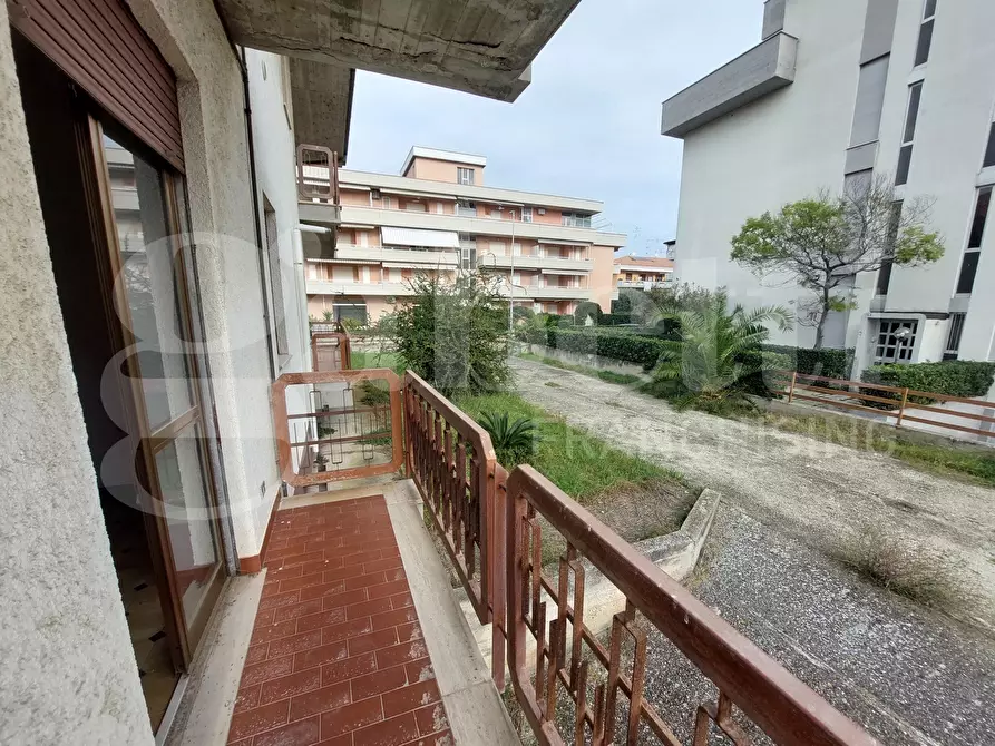 Immagine 19 di Casa quadrifamiliare in vendita  in Via Tosti, 3 a Martinsicuro