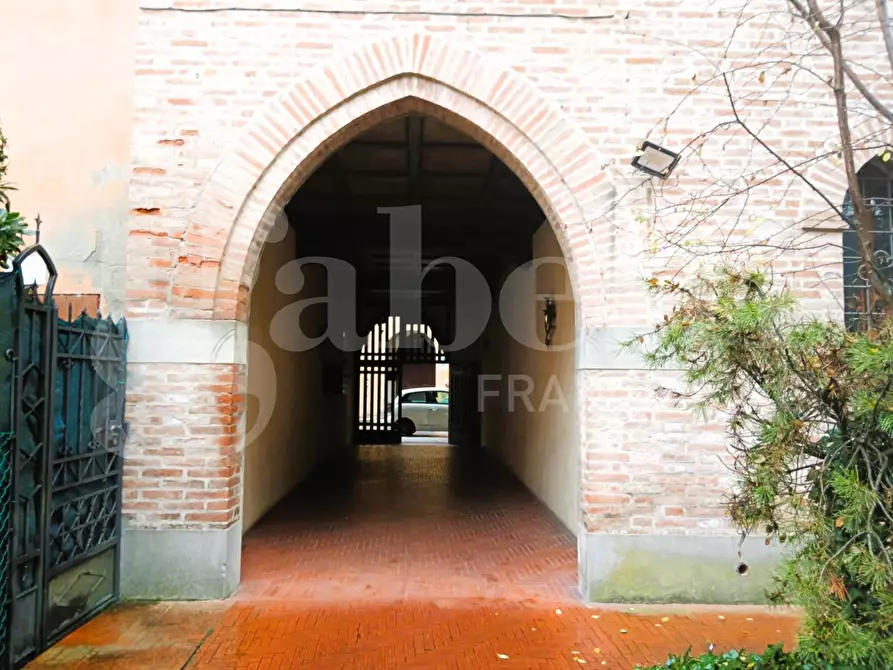 Immagine 15 di Ufficio in affitto  in Corso Guercino, 74 a Cento