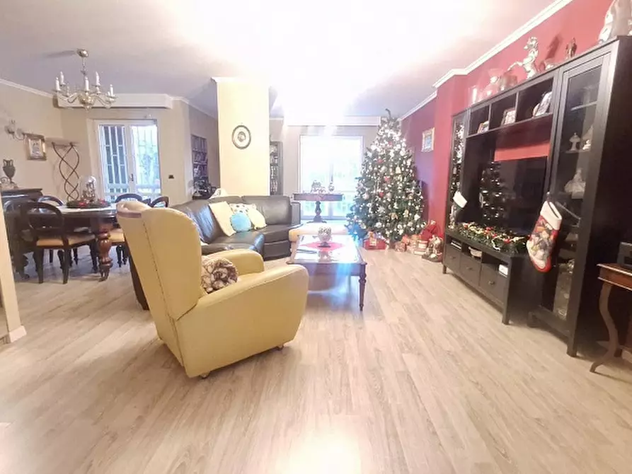 Immagine 13 di Appartamento in vendita  in Via Caprioli a Caserta