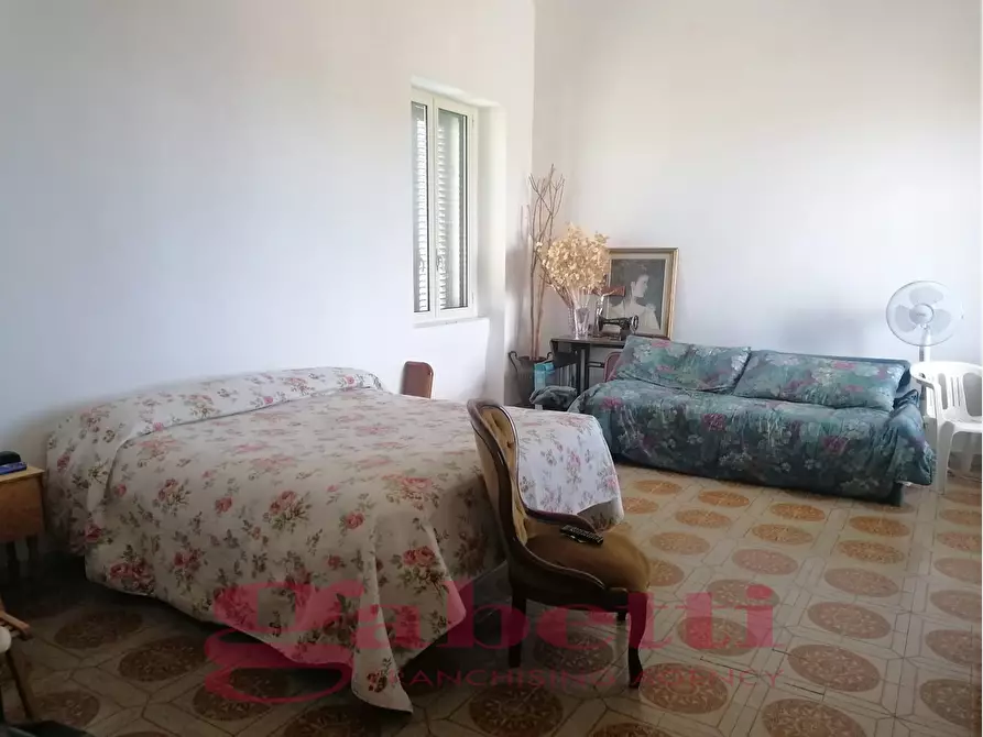 Immagine 5 di Appartamento in vendita  in Via Lazio, 68 a Torre Del Greco