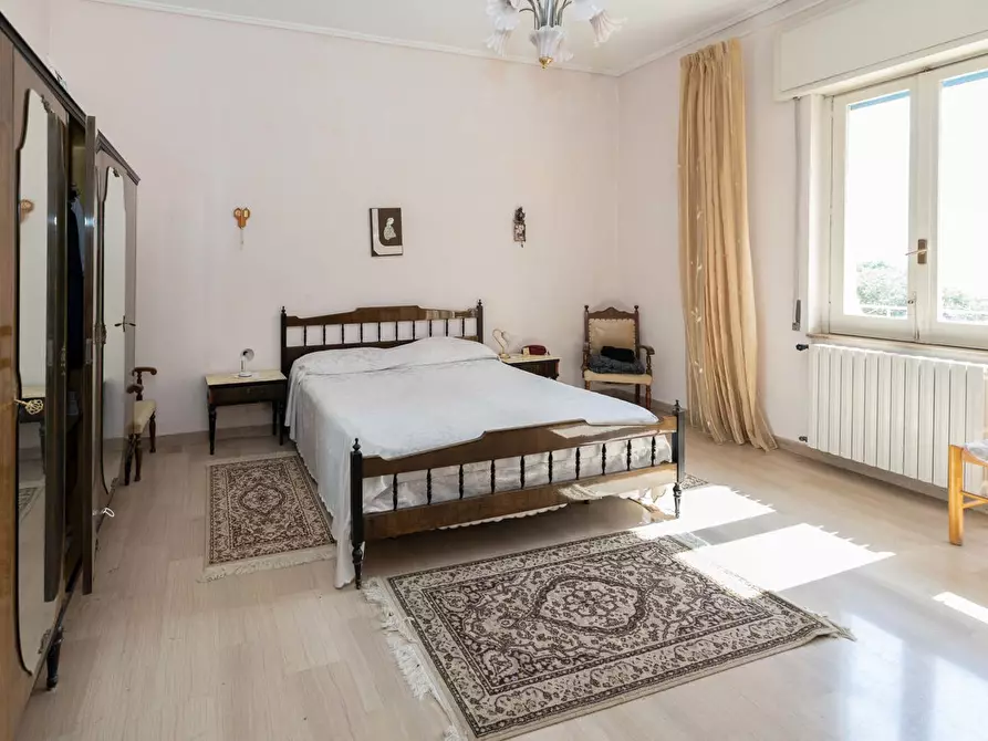 Immagine 10 di Appartamento in vendita  in Via OBERDAN, 10 a Ragusa