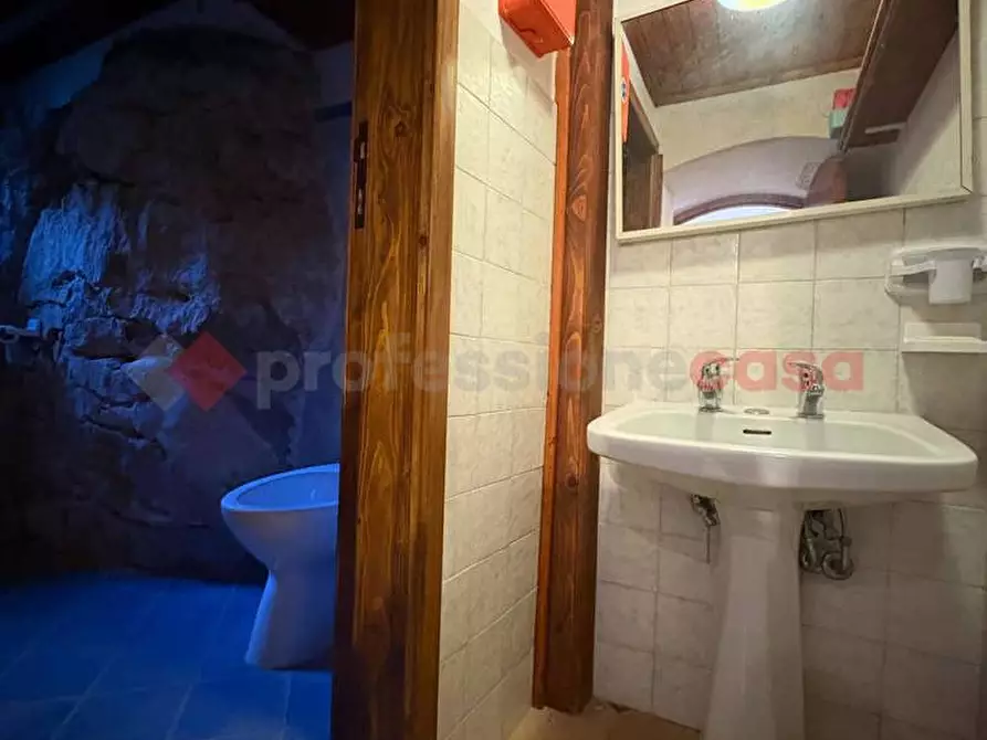 Immagine 8 di Casa indipendente in vendita  in Via CAMPOSORIANO, 1 a Terracina