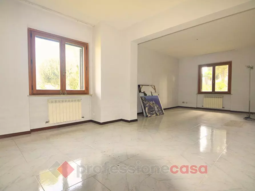 Immagine 2 di Villa in vendita  in Strada di Canneto a Perugia