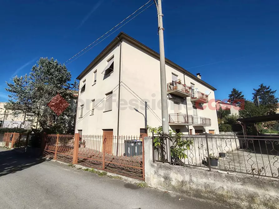 Immagine 2 di Appartamento in vendita  in Via fraz. San Giacomo, via Francia a Spoleto