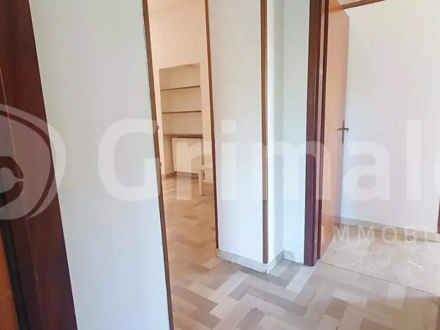 Immagine 15 di Appartamento in vendita  in Via CHIUSA, 38 a Massa