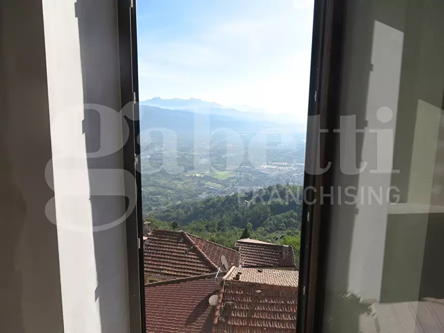 Immagine 2 di Appartamento in vendita  in Via I maggio, 4 a Follo