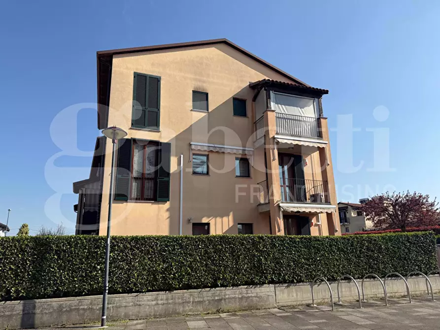 Immagine 11 di Appartamento in vendita  in Via Bongiovanni a Grugliasco