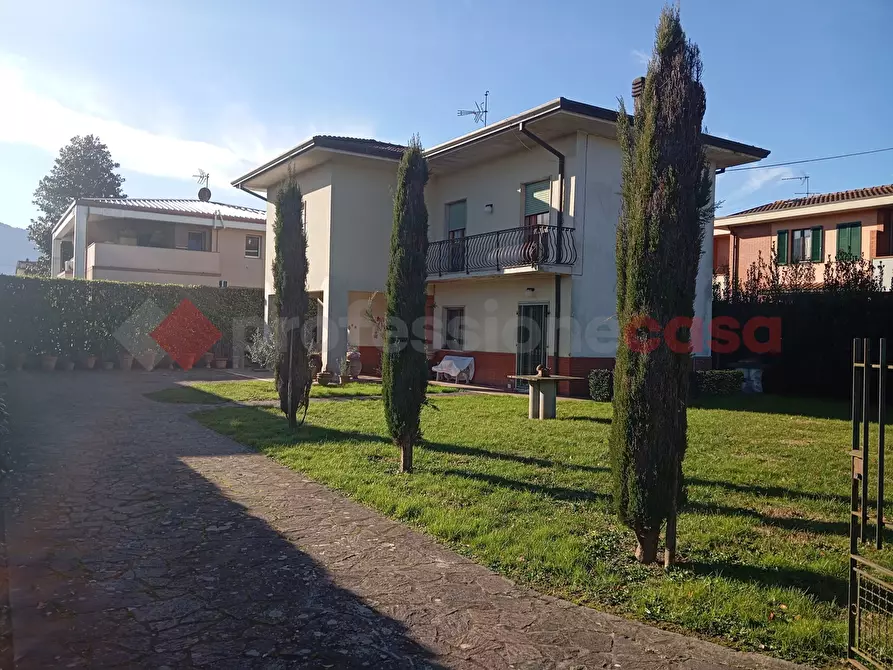Immagine 26 di Villa in vendita  in Via dei lippi bassi, 192 a Lucca