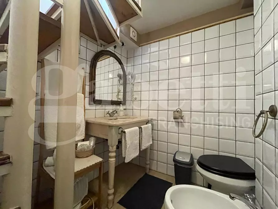 Immagine 10 di Appartamento in vendita  in Via Pio IX, 11 a Gaeta