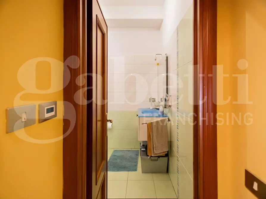 Immagine 29 di Appartamento in vendita  in Via Lucio II a Roma