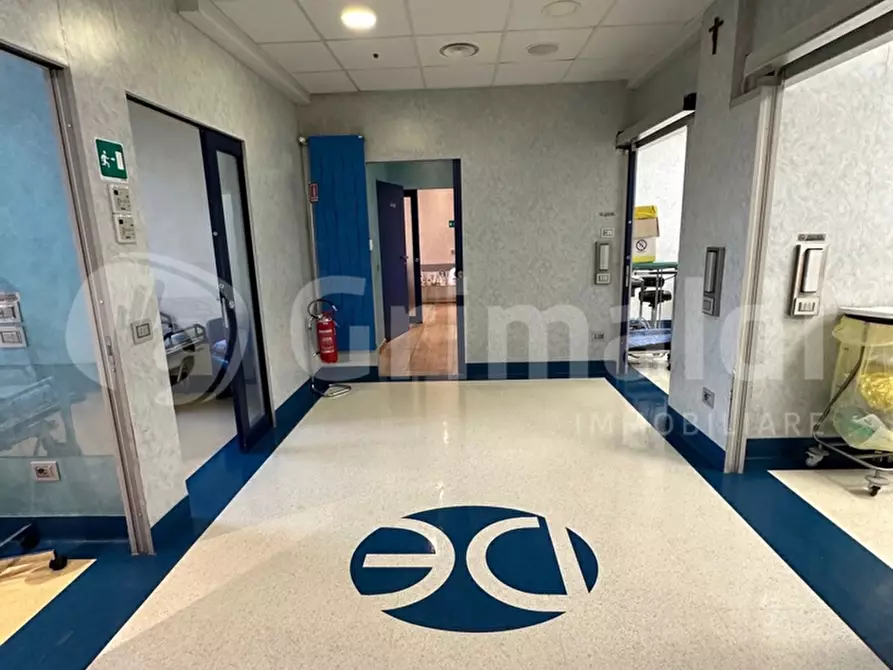 Immagine 46 di Attività commerciale in vendita  in Via Giovanni Pezzotti, 10 a Milano