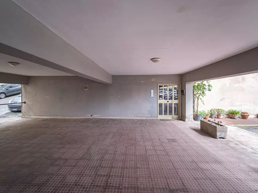 Immagine 38 di Appartamento in vendita  in Via Comunale Bordonaro, 436 a Messina