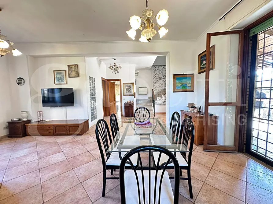 Immagine 13 di Villa in vendita  in Via dora baltea, 105 a Ardea