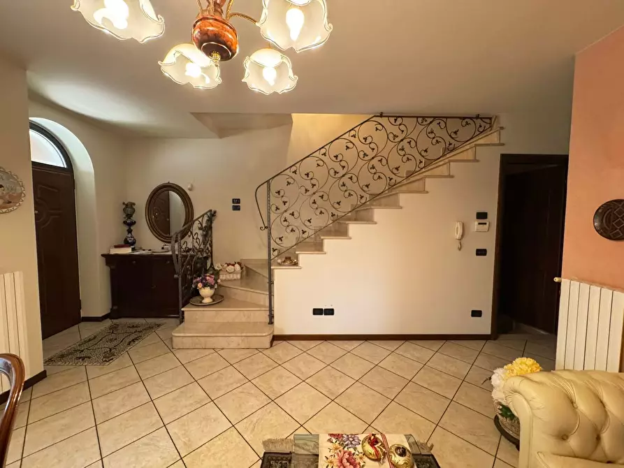Immagine 17 di Casa bifamiliare in vendita  in Via UGO LA MALFA, 18 a Coccaglio