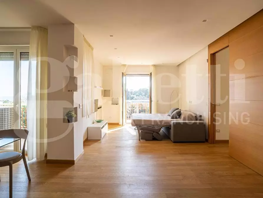 Immagine 3 di Appartamento in affitto  in Via Zara a Trani