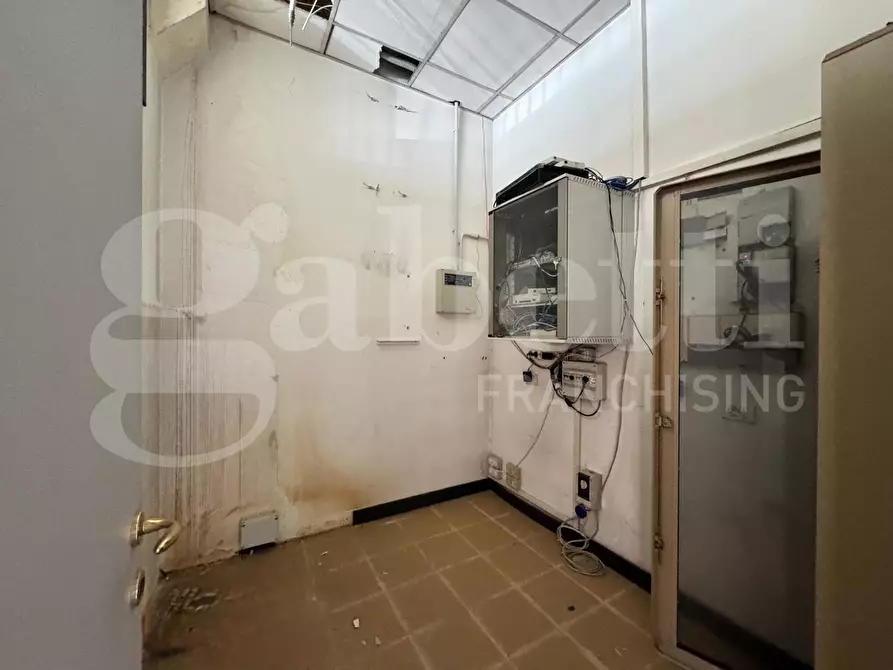 Immagine 11 di Magazzino in vendita  in Via Nazionale, 80 a Bellante