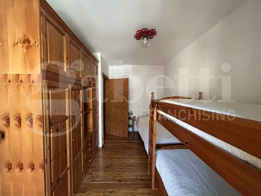 Immagine 31 di Appartamento in vendita  in Via Corno D'Aola, 5 a Ponte Di Legno