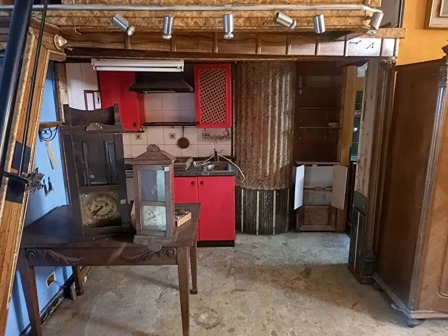 Immagine 9 di Negozio in vendita  in Via catania, 497 a Messina