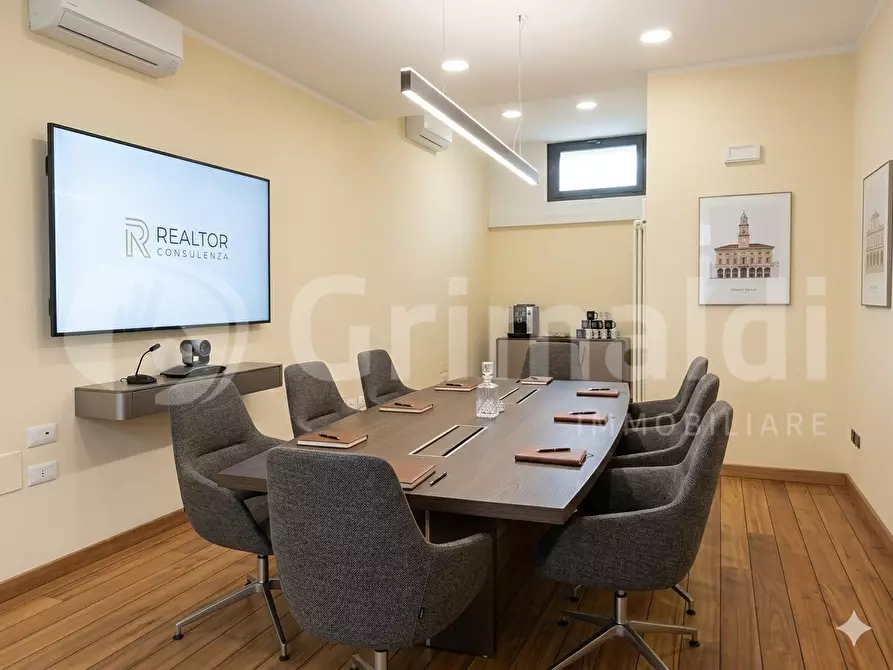 Immagine 6 di Negozio in affitto  in Viale DUE GIUGNO, 108 a Cervia