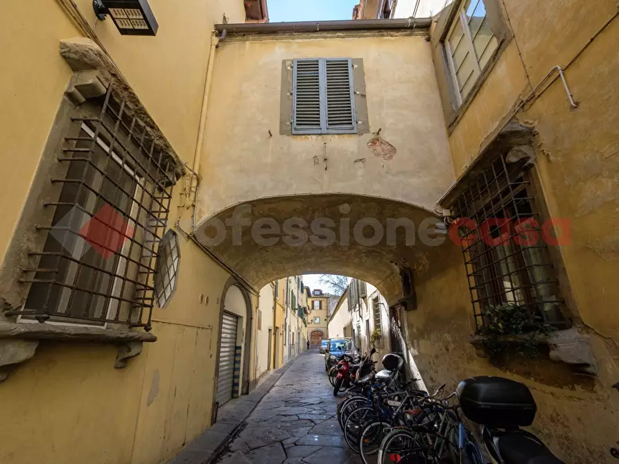 Immagine 10 di Appartamento in vendita  in Via DELL'ARDIGLIONE a Firenze