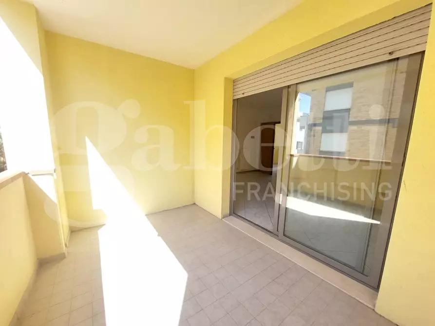 Immagine 7 di Palazzo in vendita  in Via Cesare Battisti, 163 a Alba Adriatica