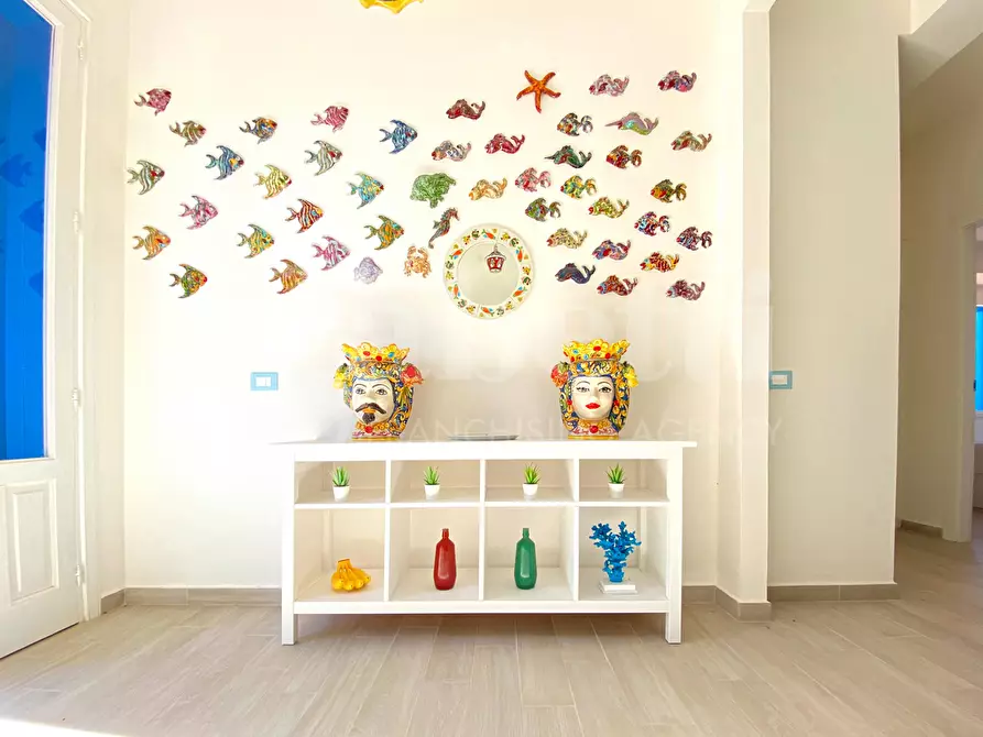 Immagine 3 di Villa in vendita  in Via Dell'oasi, . a Noto