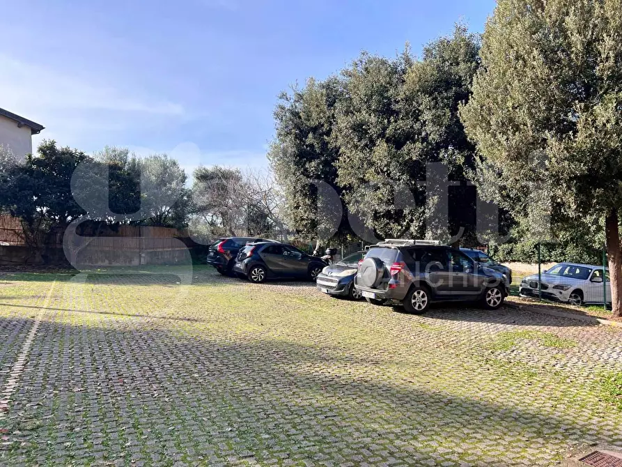 Immagine 41 di Appartamento in vendita  in Via del Fontanile Arenato, 310 a Roma