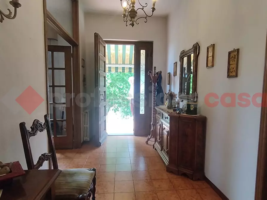 Immagine 6 di Villa in vendita  in Via di Moriano, 10 a Lucca