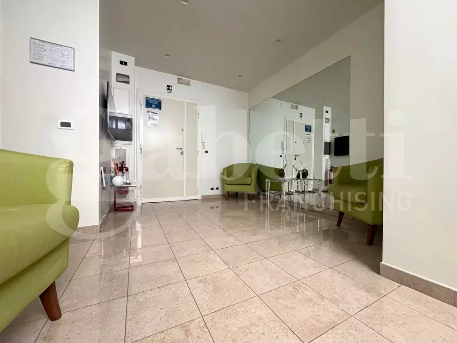 Immagine 12 di Ufficio in vendita  in Via Gaetano Donizzetti, 7B a Roma