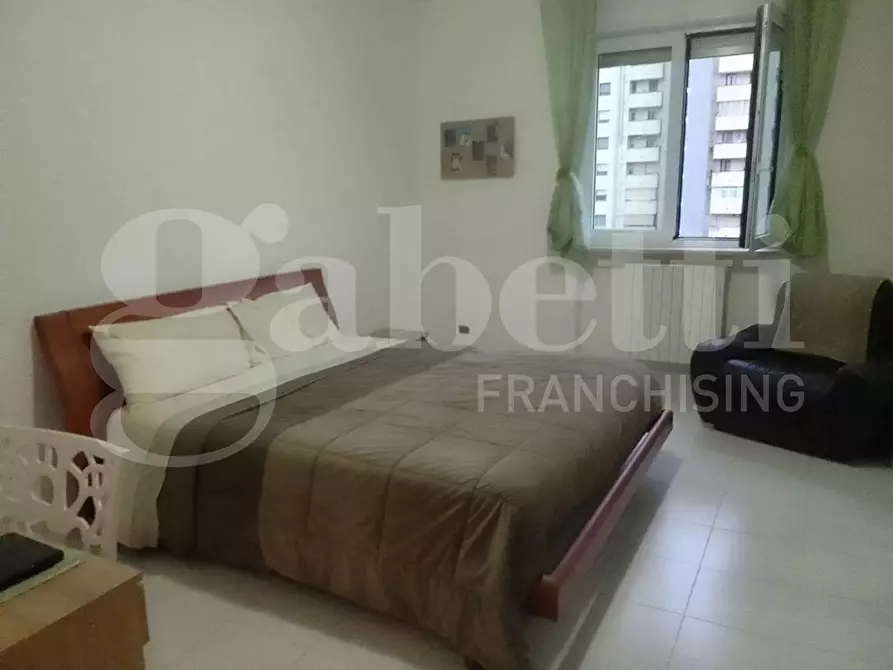 Immagine 13 di Appartamento in vendita  in Piazza SANDRO PERTINI, 7 a Taranto