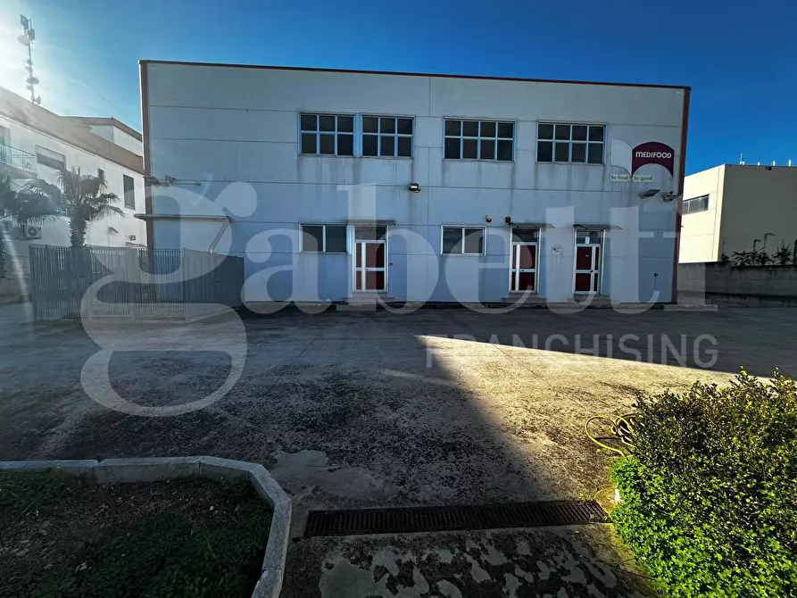 Immagine 1 di Capannone industriale in vendita  in Via Dei Calafati a Molfetta