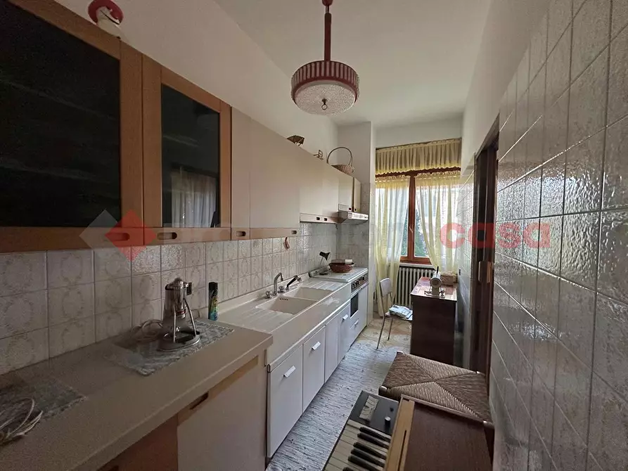 Immagine 24 di Villa in vendita  in Via Delle Robinie a Opera